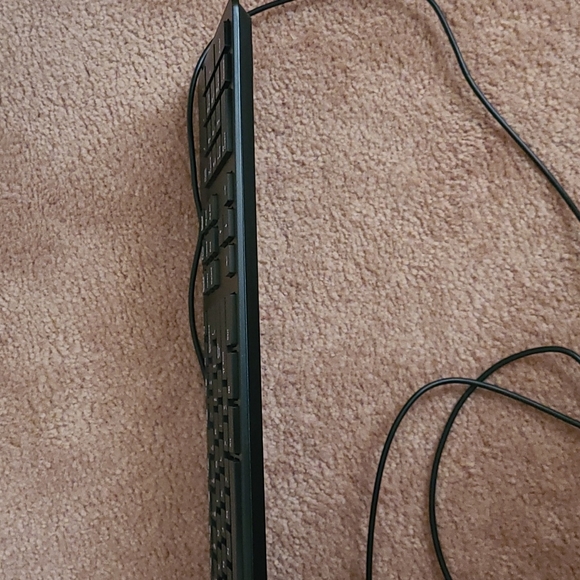 Slim HP Keyboard - Picture 3 of 3